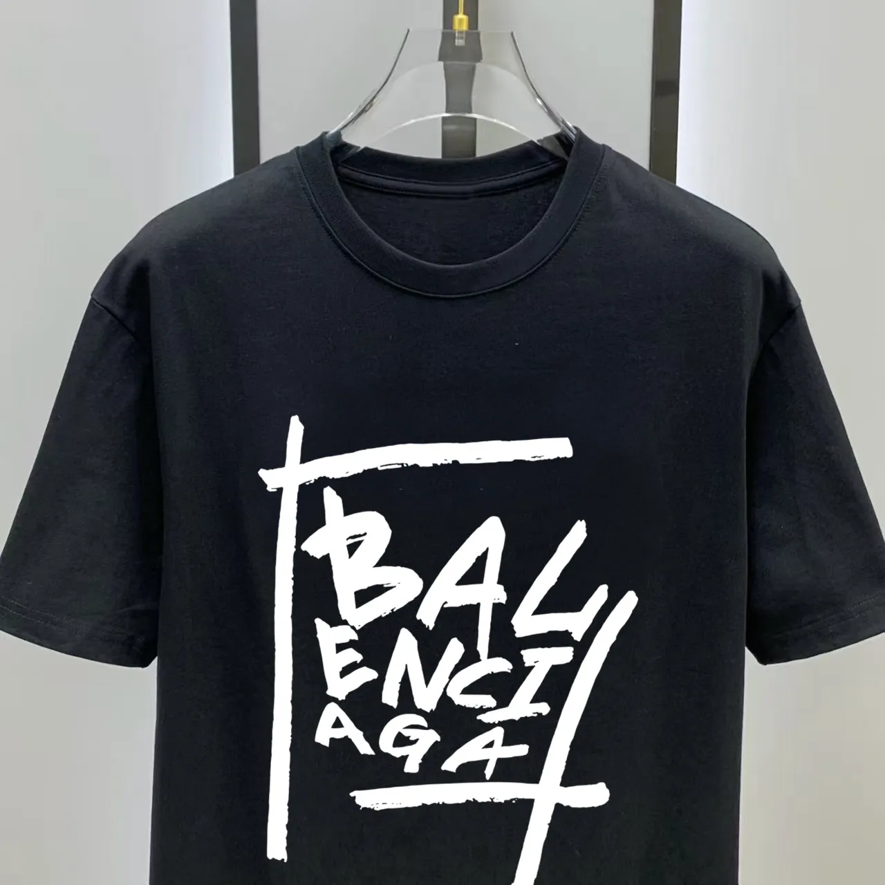 # 2026 New Arrival New Arrival T Premium ！ logo Premium 250 . . . . . ！ ！ ：Black。White！ Sizes： S M L XL XXL ：50 52 55 58 61 ：69 71 73 75 77 ：48 50 53 56 58 ：22 22.5 23 23.5 24 ， 1-3CM
